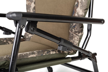 Nash Indulgence Big Daddy Auto Reclining Chair Camo