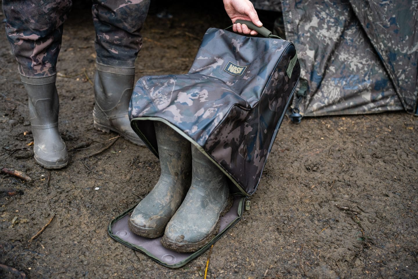 Nash Subterfuge Waterproof Wader &amp; Boot Bag